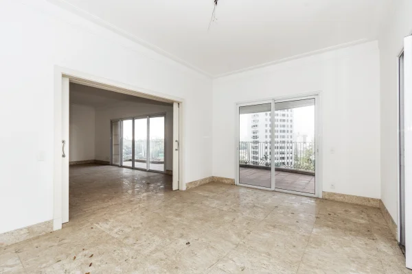 Apartamento amplo em localização privilegiada