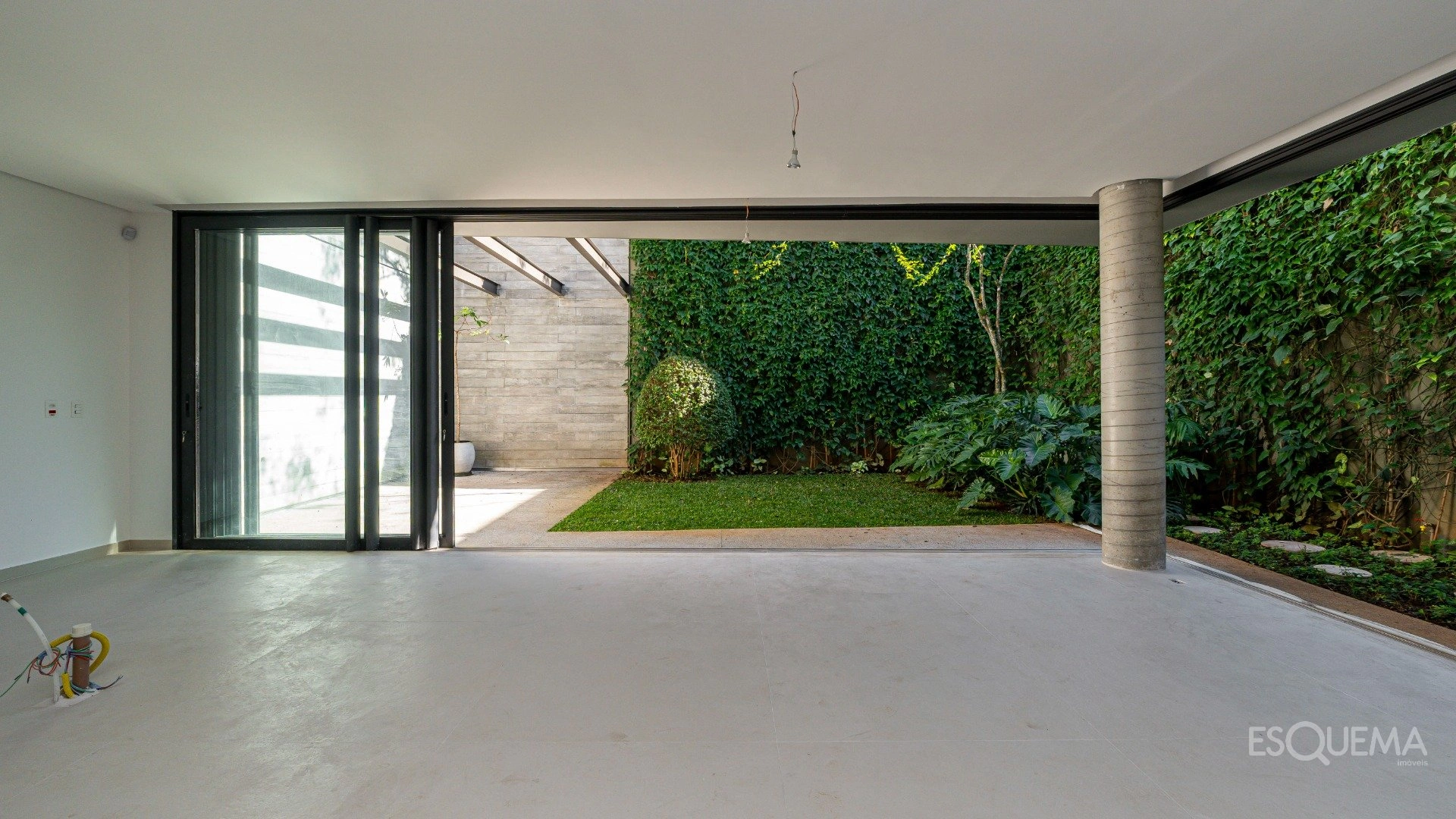 Casa em rua fechada no Jardim Europa - Imagem 3