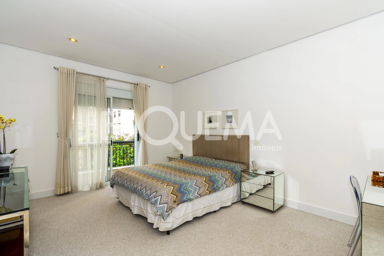 Apartamento com hall privativo e 4 suítes - Imagem 10