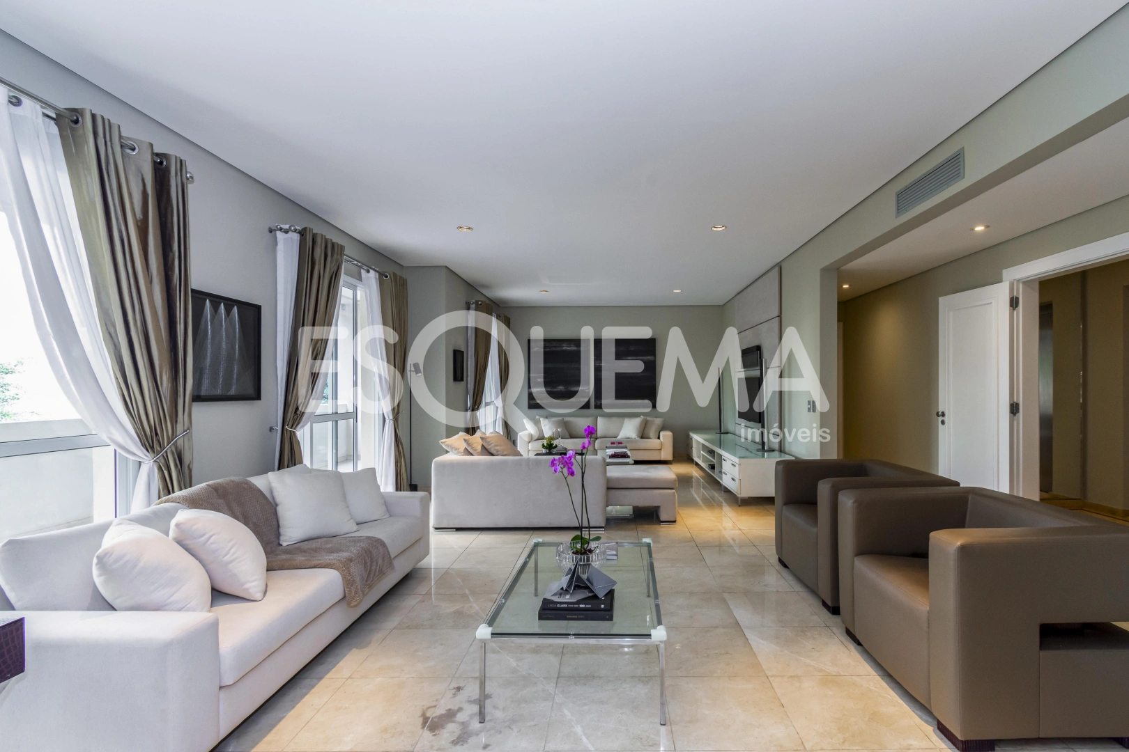 Apartamento com hall privativo e 4 suítes - Imagem 2