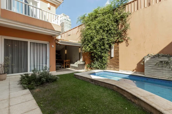 Casa em condomínio fechado Cidade Jardim