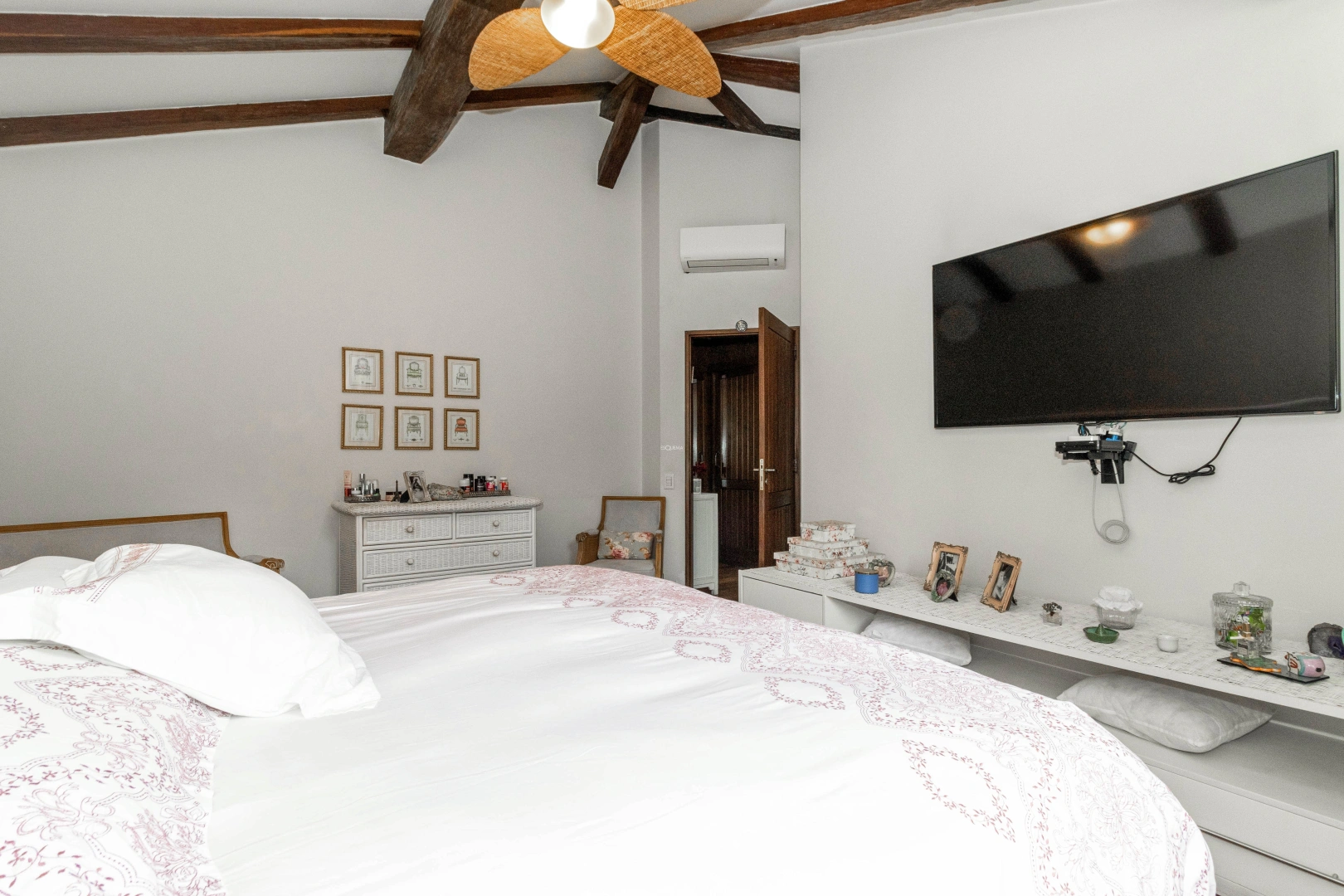 Casa com projeto de Marcos Tomanik - Imagem 12