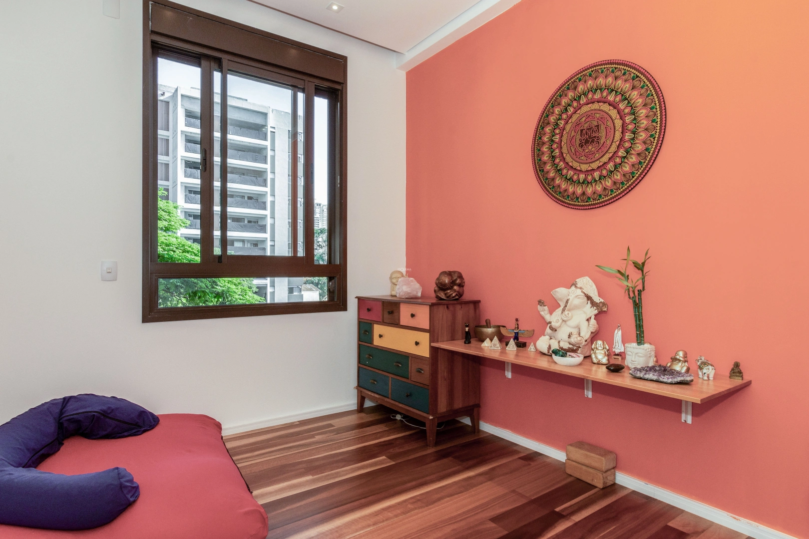 Apartamento moderno, com living amplo e iluminação natural - Imagem 15
