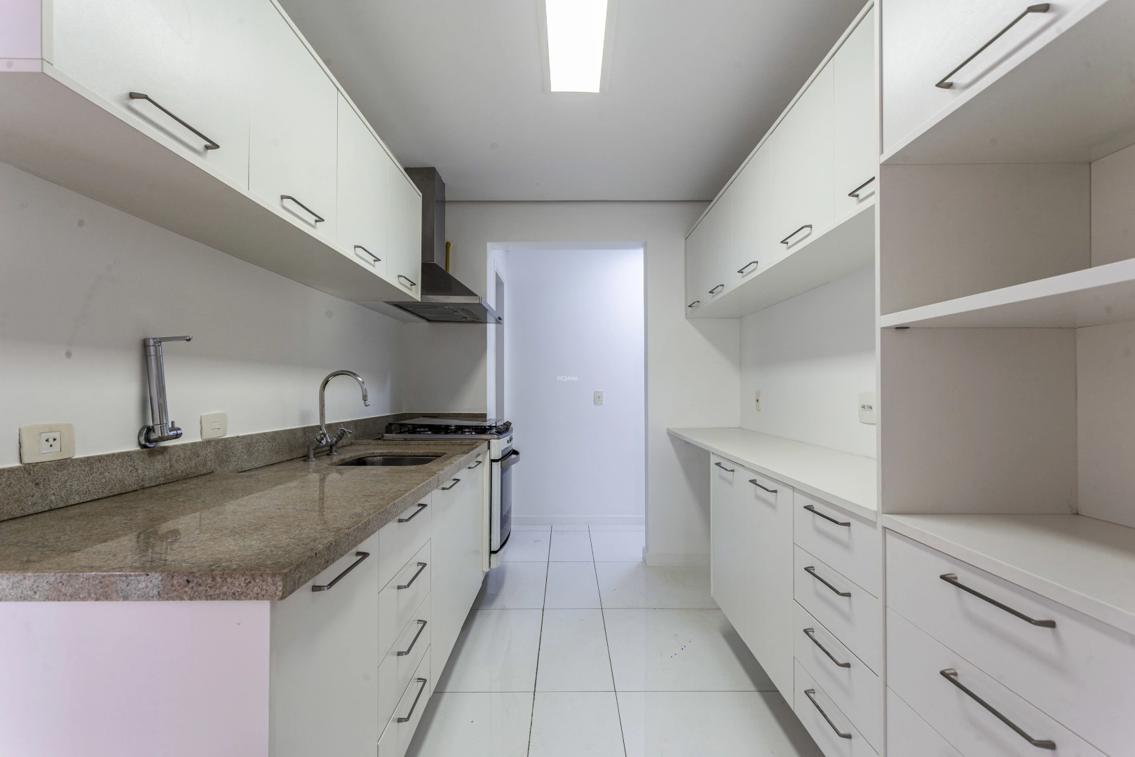 Apartamento Duplex em andar alto - Imagem 8