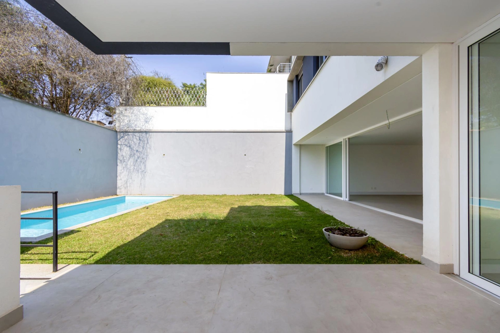 Casa nova em condomínio fechado - Imagem 3