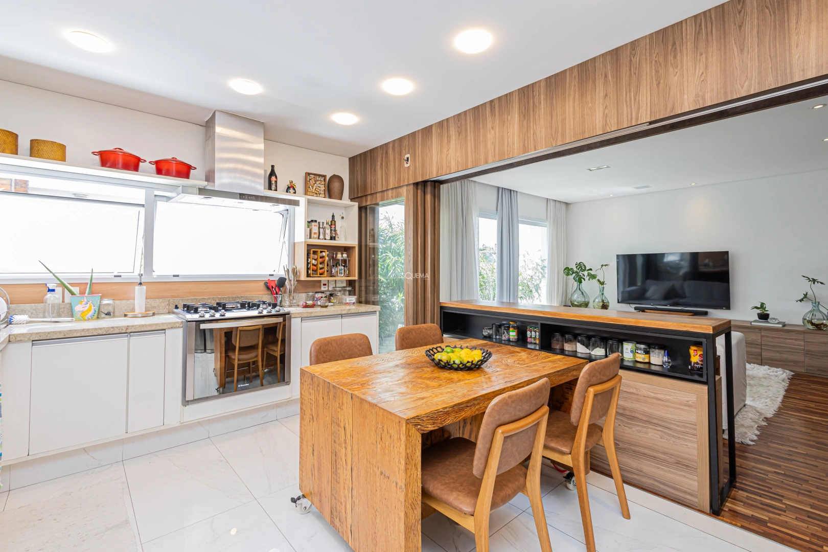 Casa moderna em condomínio fechado - Imagem 13