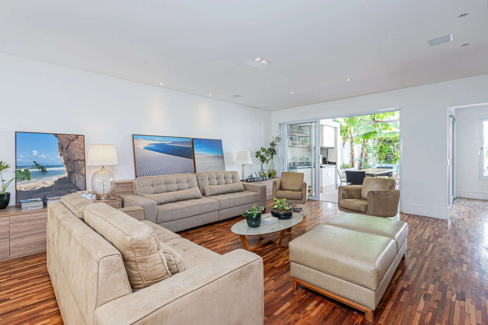 Casa moderna em condomínio fechado - Imagem 8