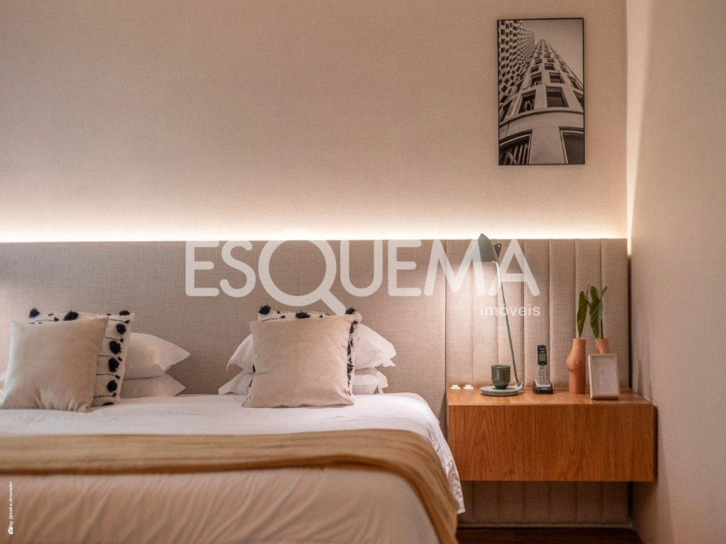 Casa em condomínio com sistema de segurança - Imagem 12