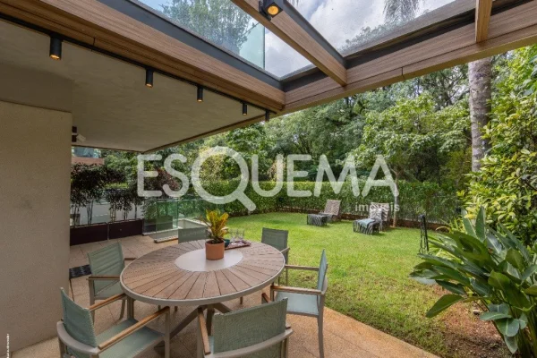 Casa em condomínio com sistema de segurança