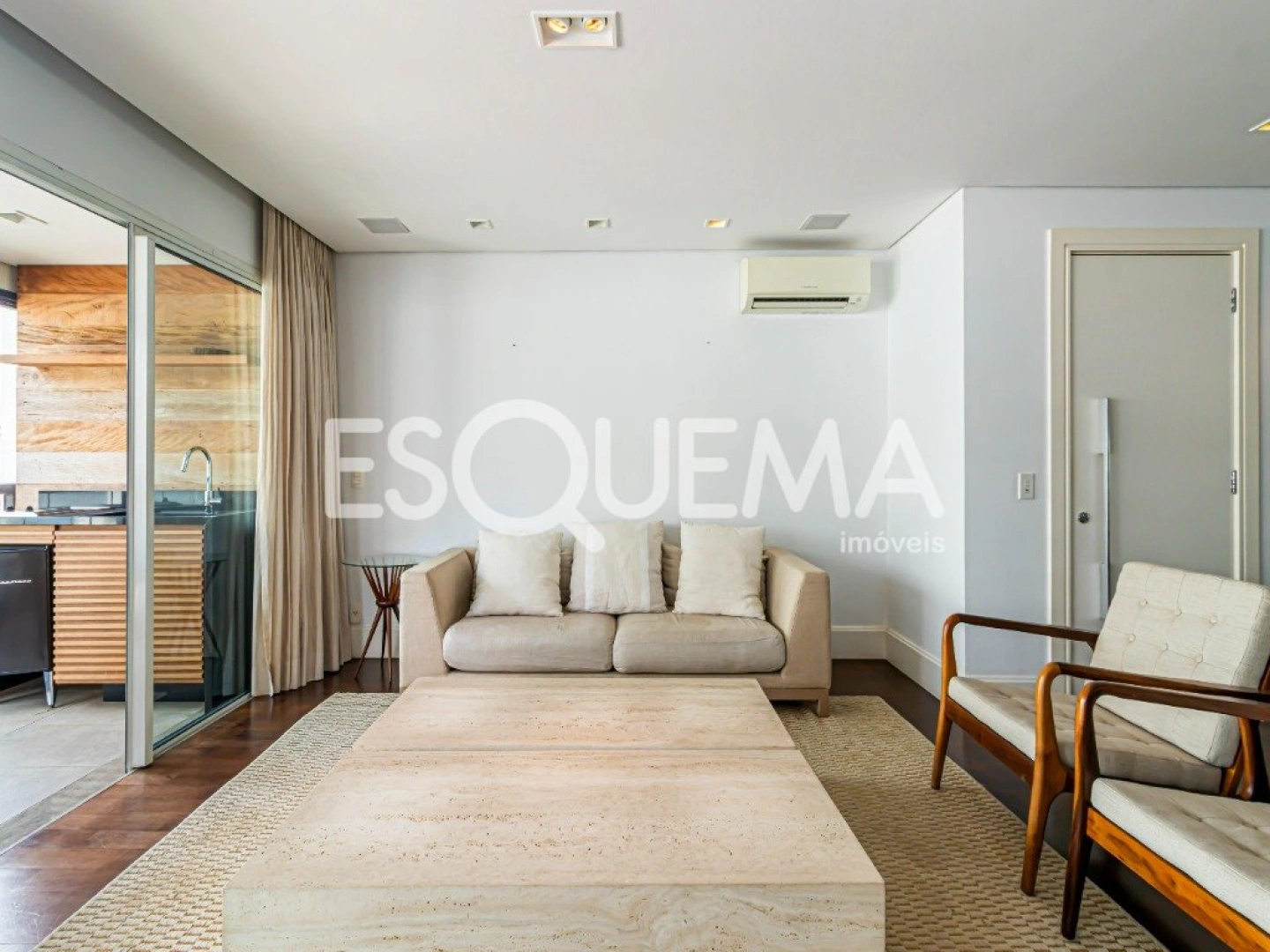 Apartamento reformado em rua tranquila da Vila Nova Conceição - Imagem 3