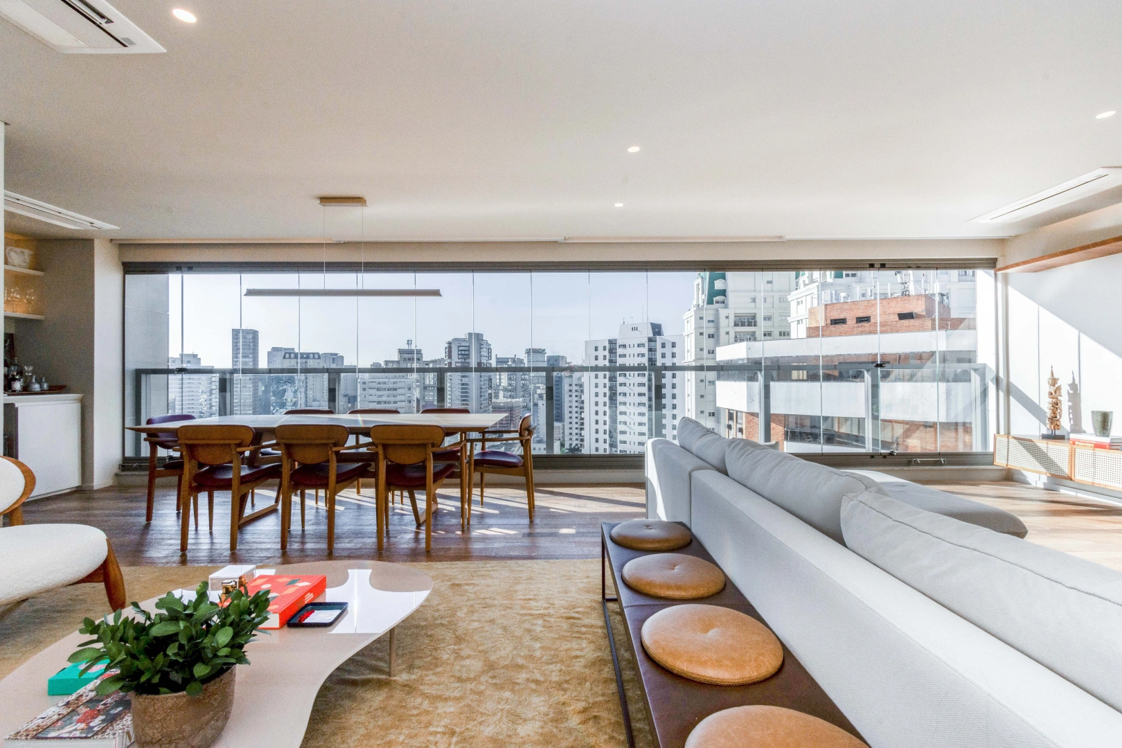 Apartamento novo, decorado e pronto para morar - Imagem 2