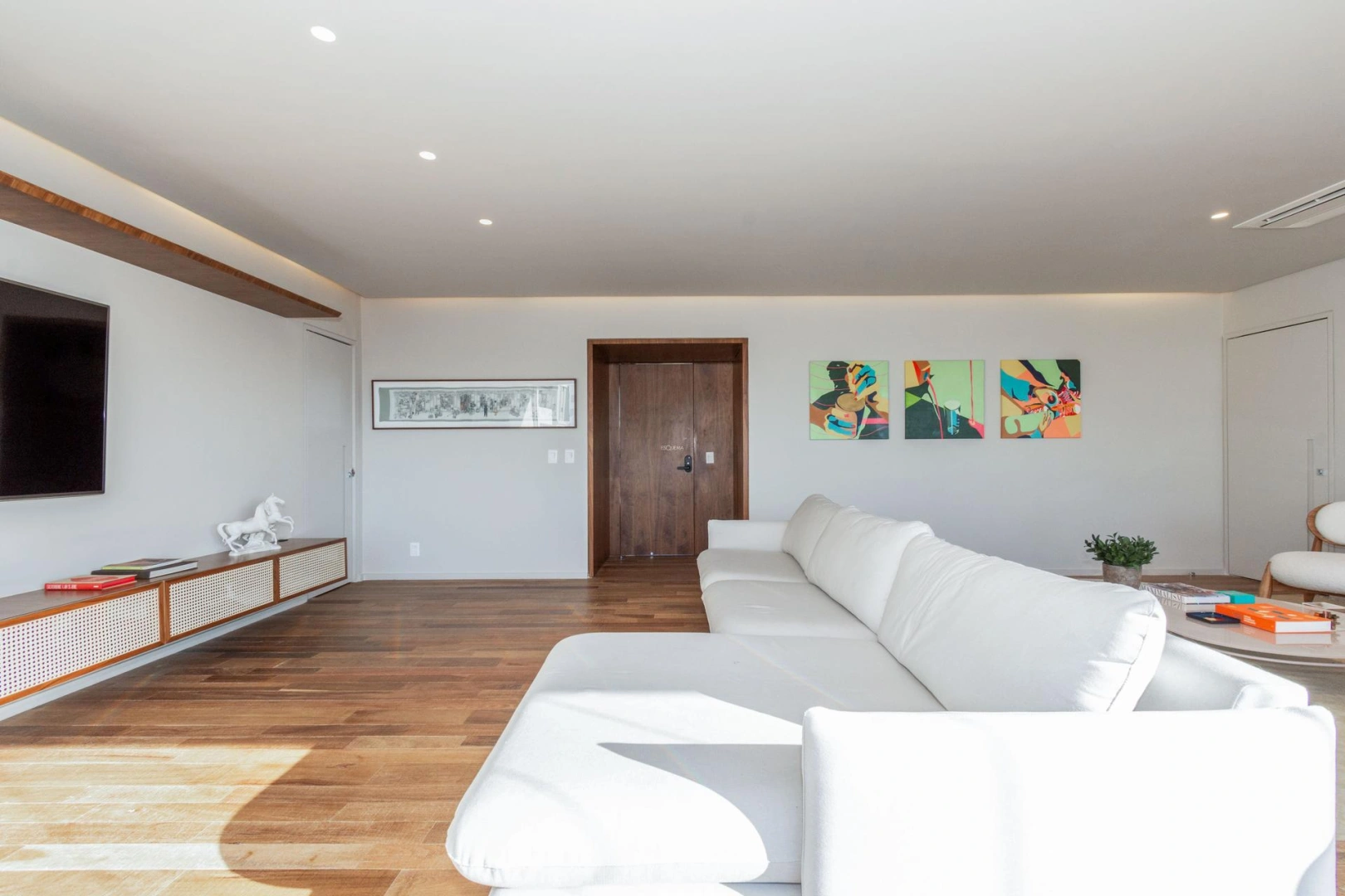 Apartamento novo, decorado e pronto para morar - Imagem 4