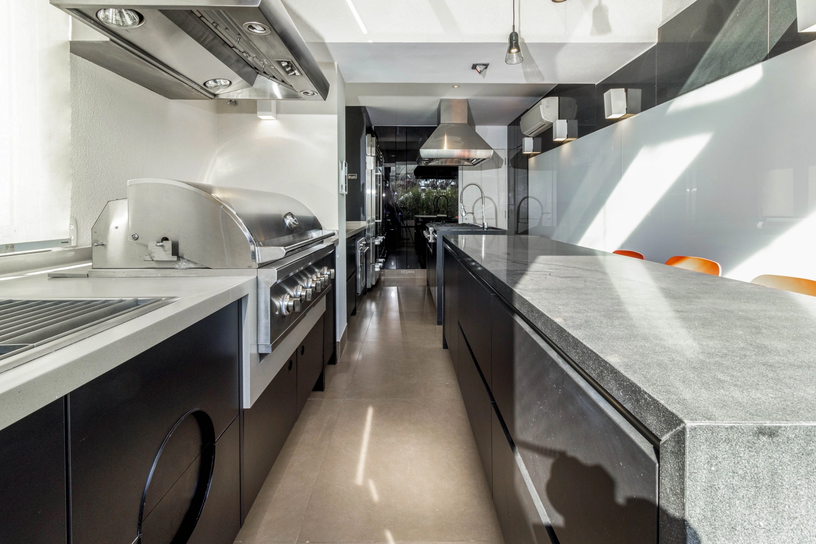 Cobertura Duplex em excelente localização - Imagem 2
