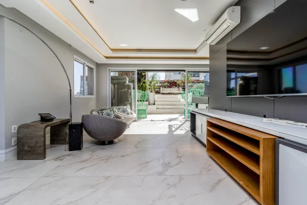Cobertura Duplex em excelente localização