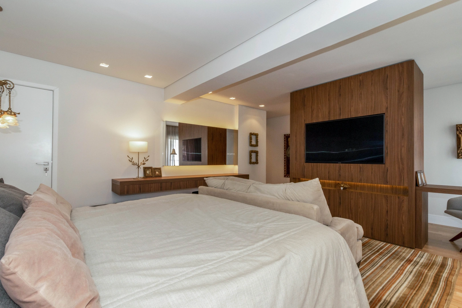 Apartamento recém decorado e pronto para morar - Imagem 12