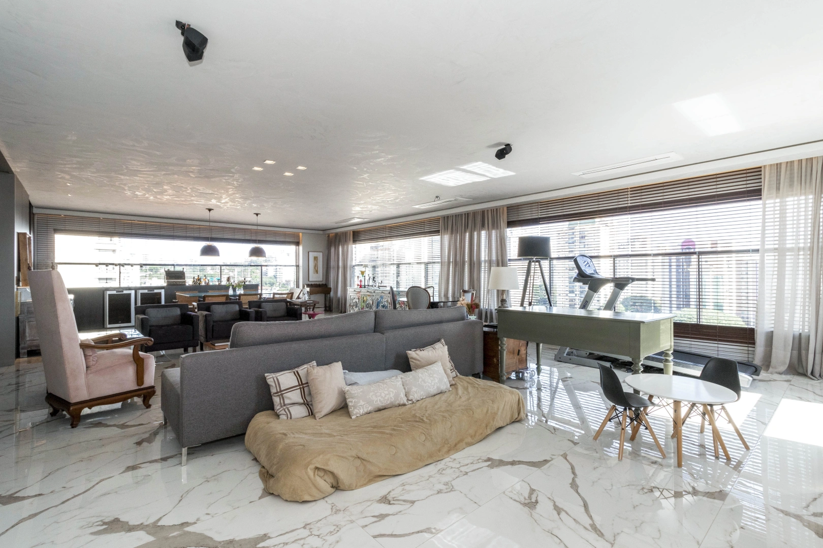 Apartamento recém decorado e pronto para morar - Imagem 1