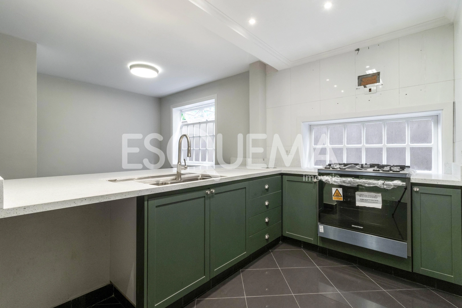 Casa em uma das melhores ruas do bairro - Imagem 4