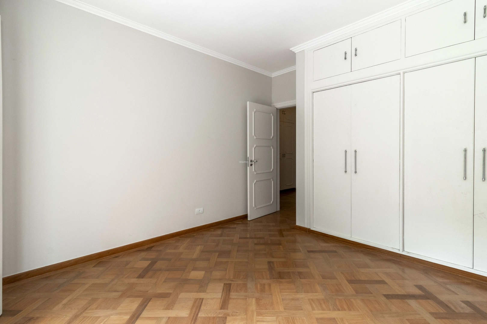 Casa em uma das melhores ruas do bairro - Imagem 9