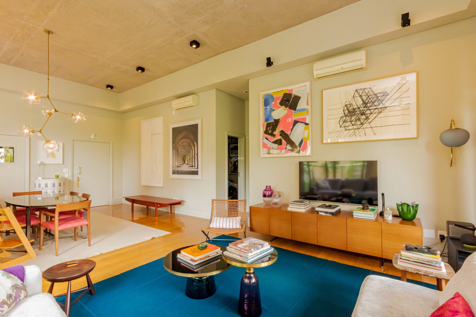 Apartamento em edifício projetado pelo arquiteto João Armentano - Imagem 7