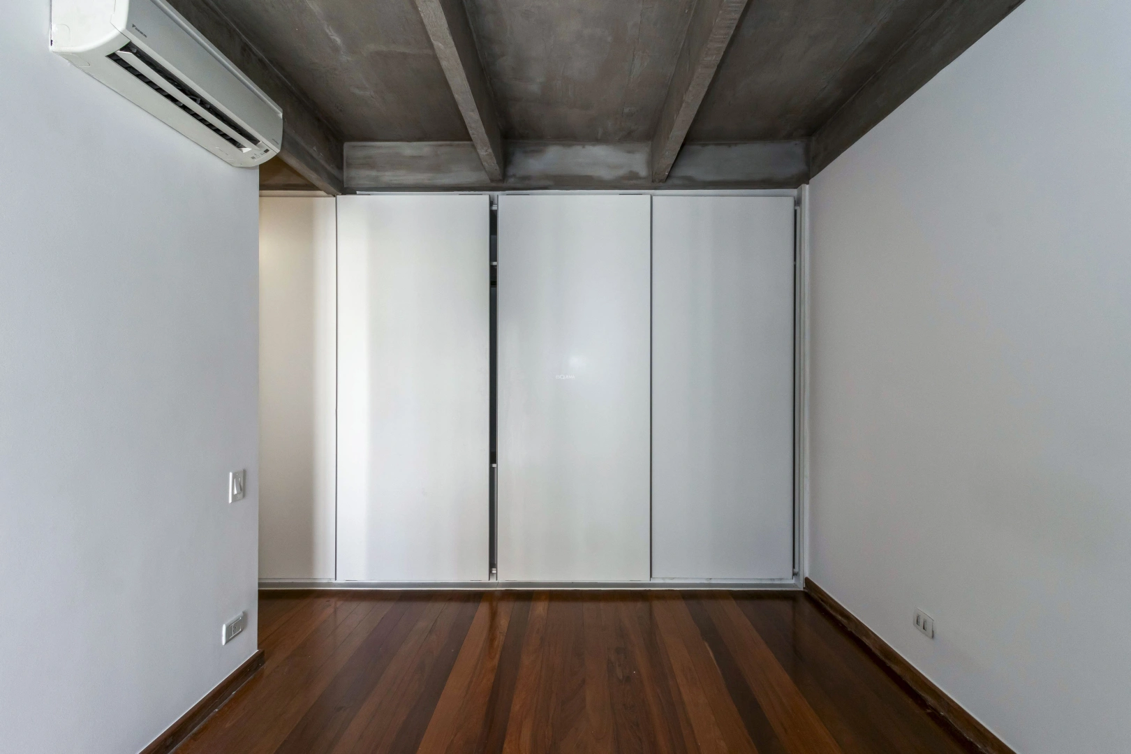 Apartamento reformado e com vista - Imagem 14