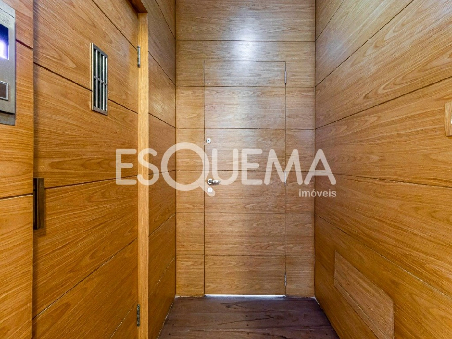 Apartamento em prédio assinado e próximo à Rua Estados Unidos - Imagem 7