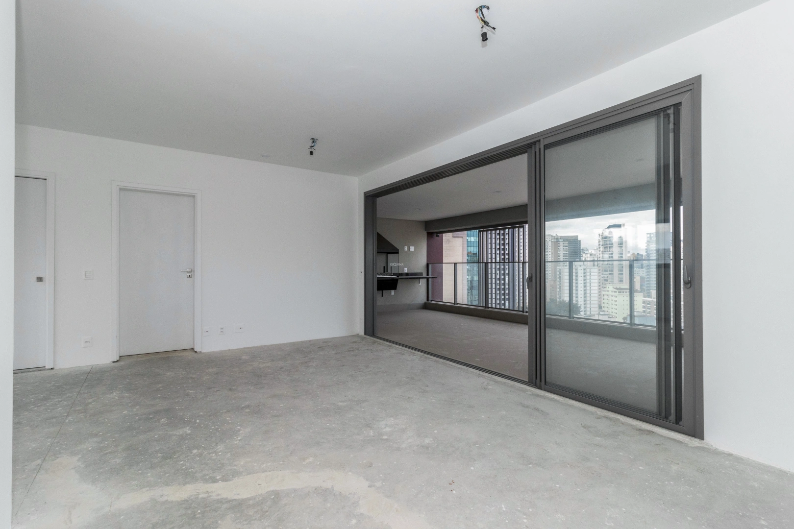 Apartamento bem iluminado em prédio moderno - Imagem 4