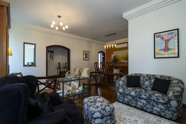 Casa térrea em localização privilegiada