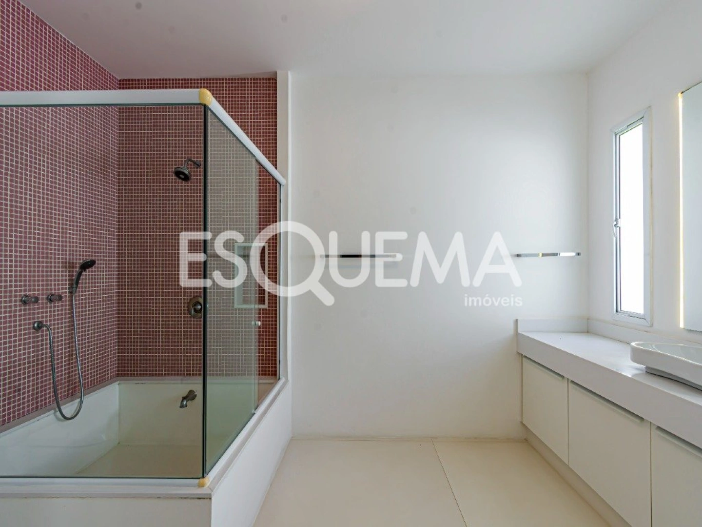 Casa contemporânea no Jardim Guedala - Imagem 9