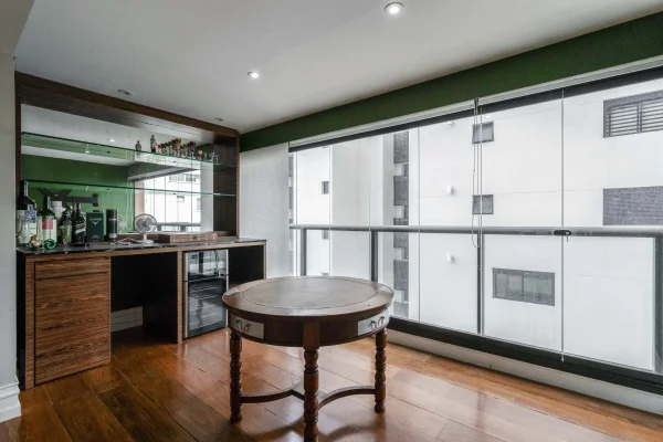 Apartamento duplex com vista para o verde