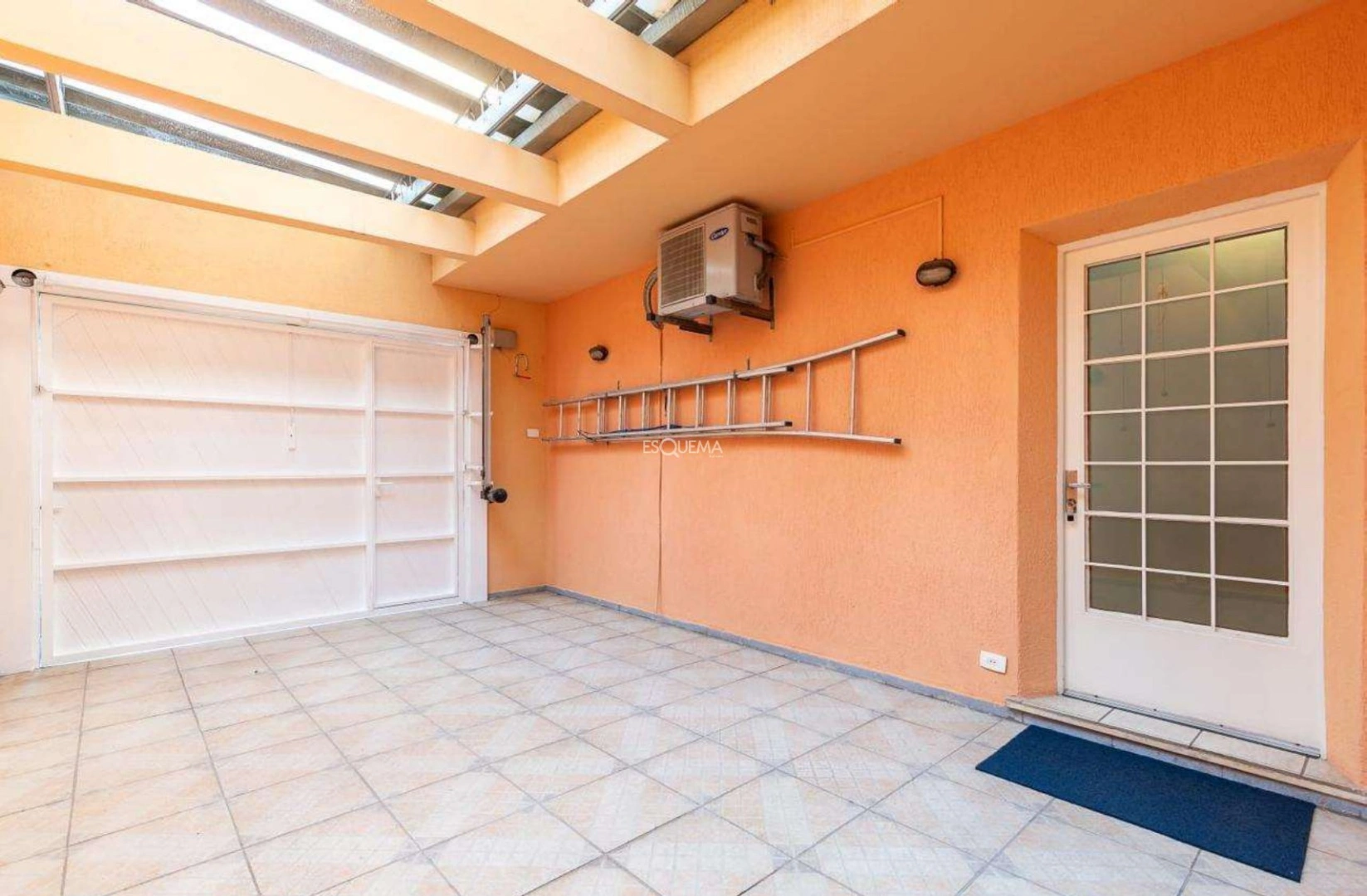 Casa ideal para modernização em localização privilegiada - Imagem 12