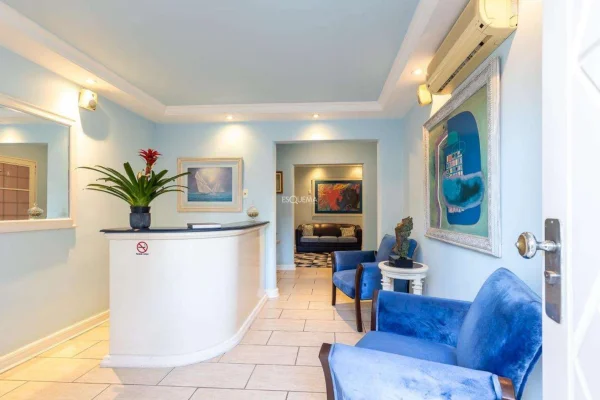 Casa ideal para modernização em localização privilegiada
