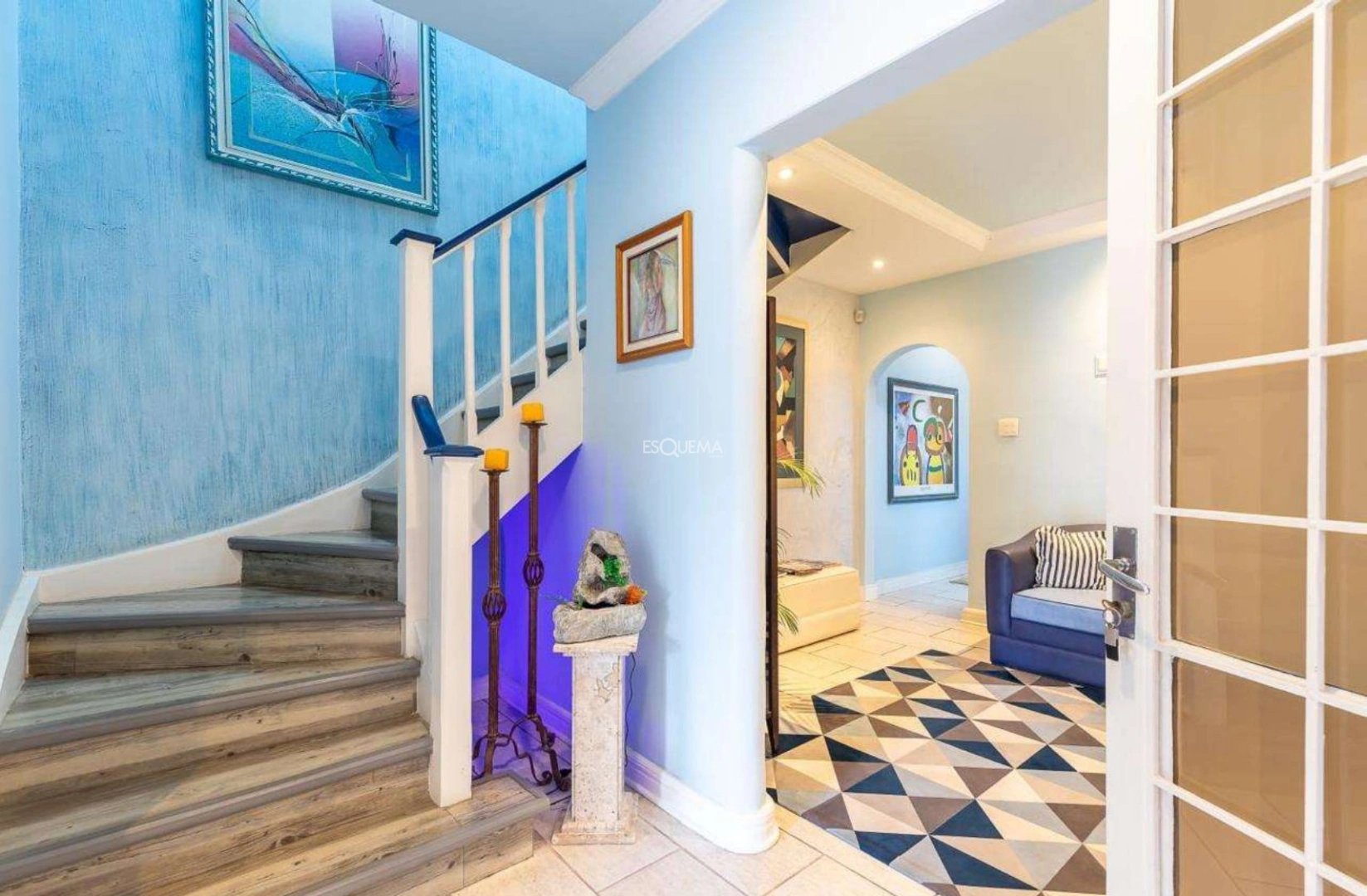 Casa ideal para modernização em localização privilegiada - Imagem 5