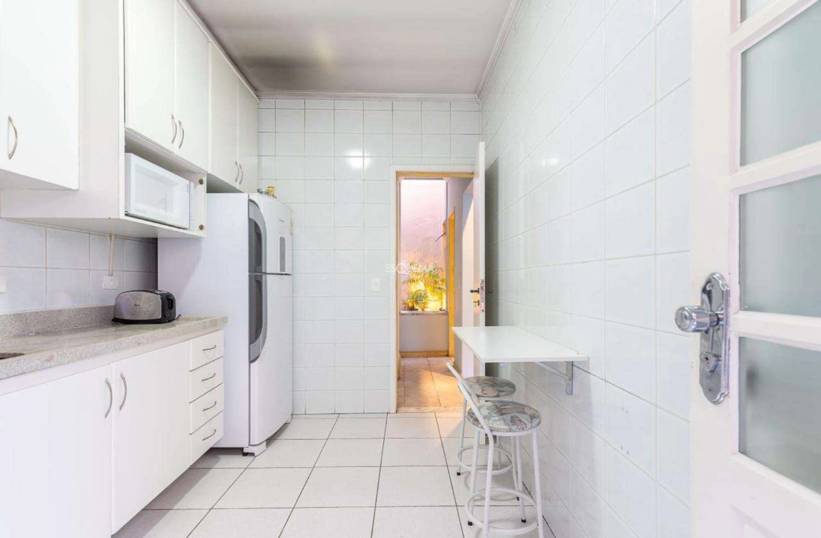 Casa ideal para modernização em localização privilegiada - Imagem 7