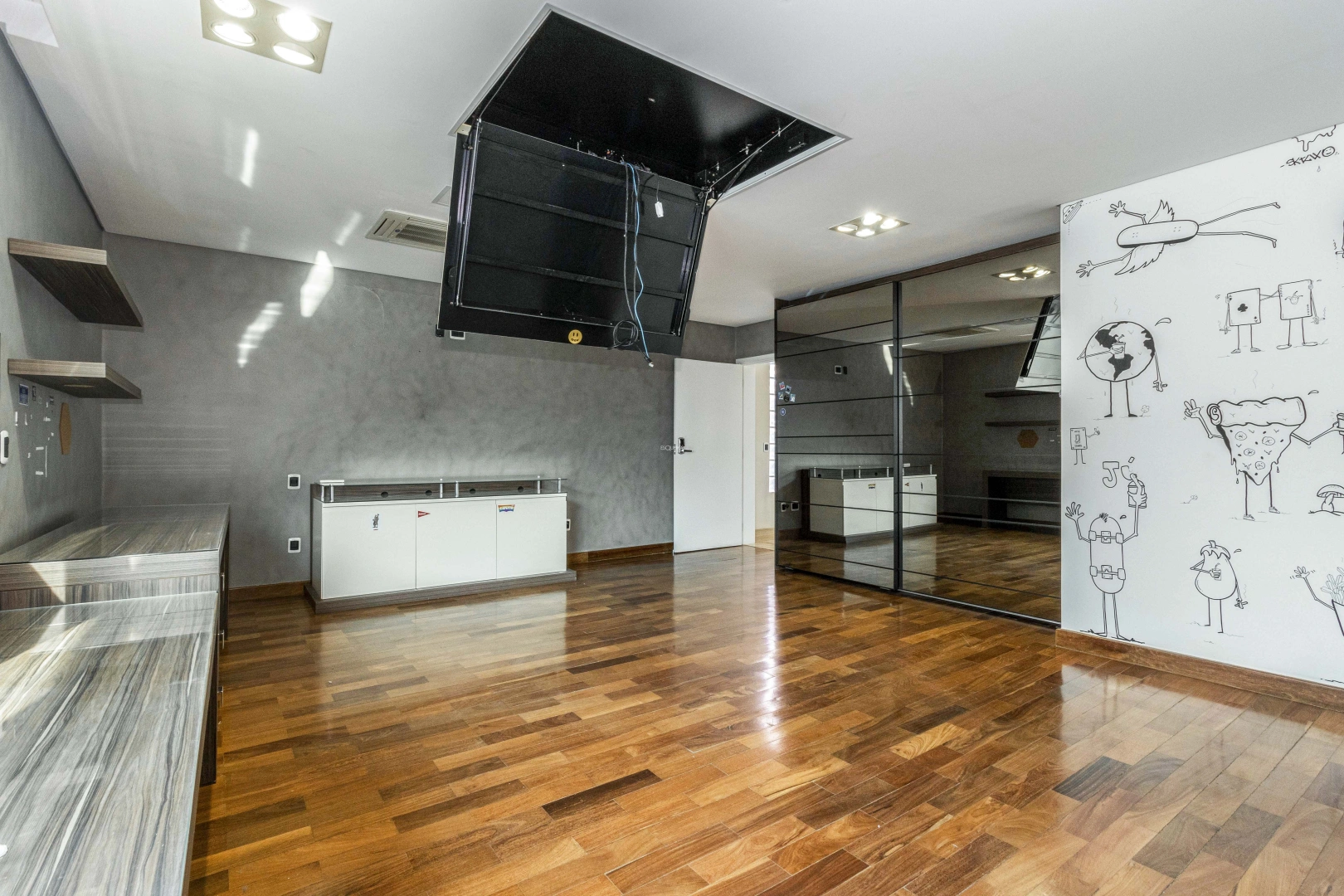 Casa ampla com design moderno - Imagem 6