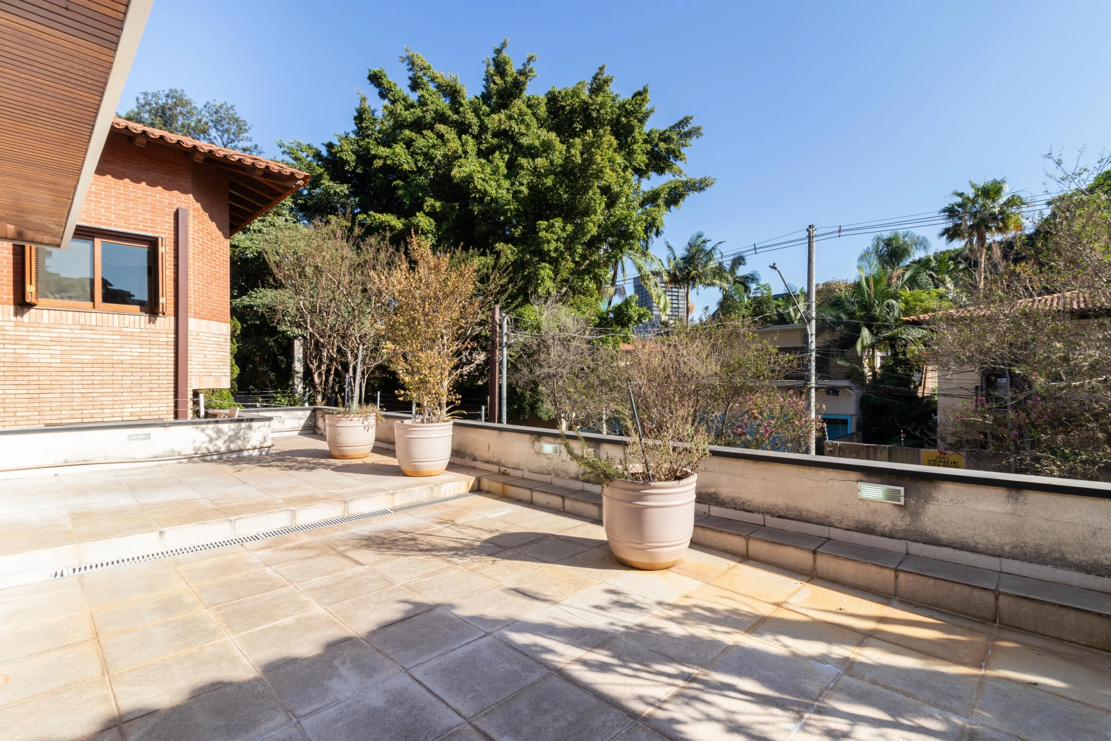 Casa com planta flexível e potencial para reforma - Imagem 13