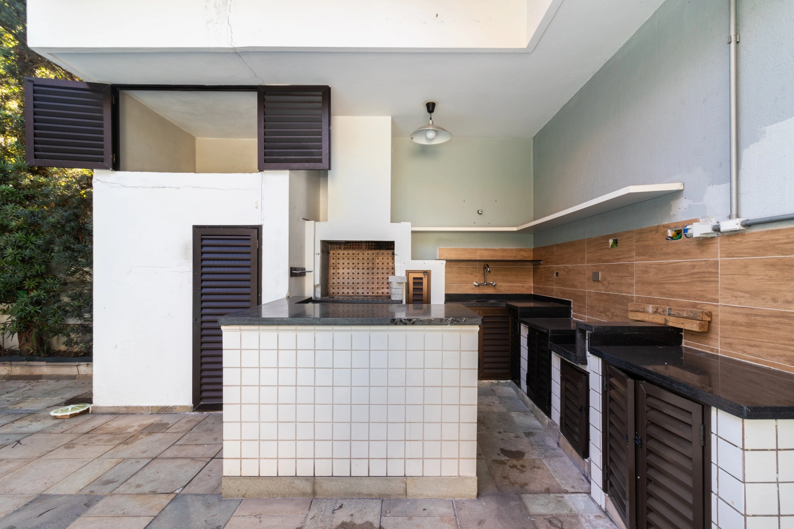 Casa com planta flexível e potencial para reforma - Imagem 3