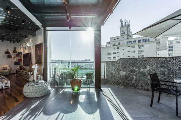 Cobertura duplex com vista eterna próxima ao Parque do Povo