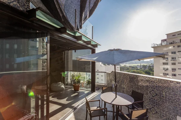 Cobertura duplex com vista eterna próxima ao Parque do Povo