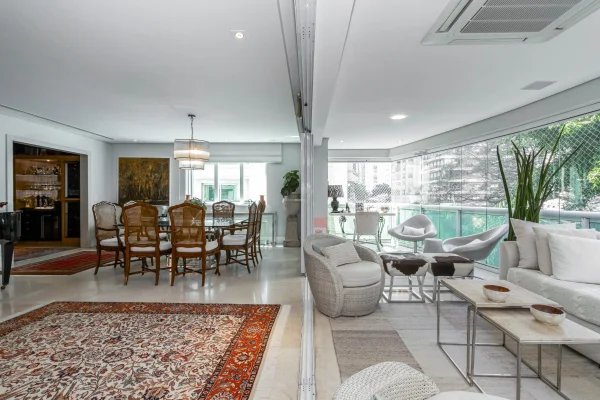 Apartamento próximo ao Parque do Povo