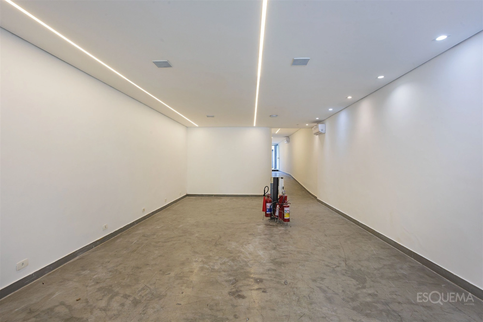 Casa comercial reformada na Avenida Cidade Jardim - Imagem 4