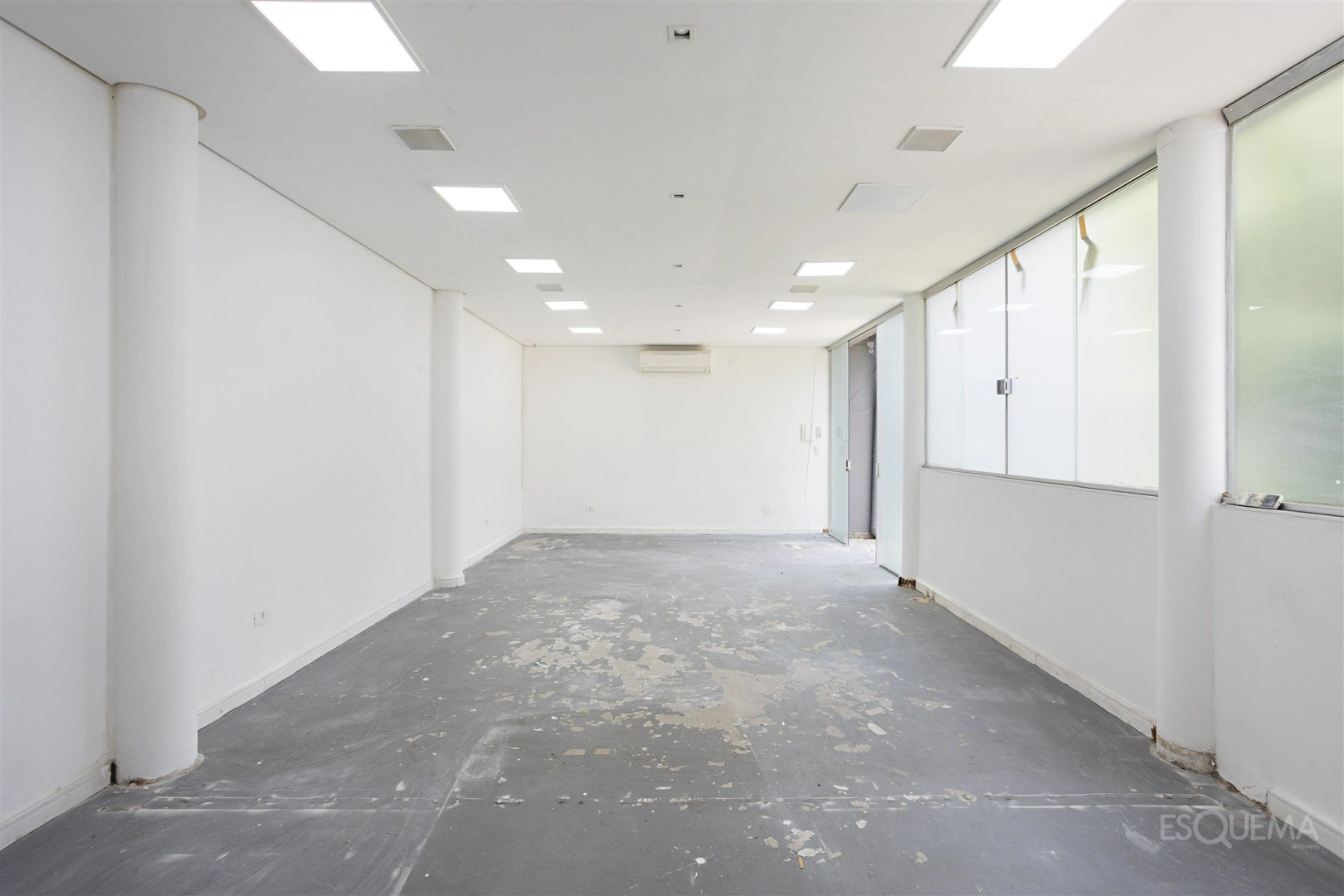 Casa comercial reformada na Avenida Cidade Jardim - Imagem 8