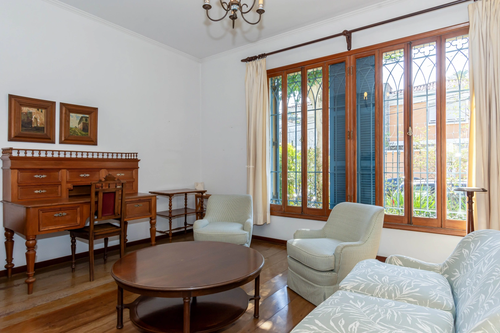 Casa bem localizada, próxima ao St. Paul\'s School - Imagem 10