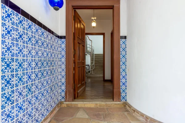Casa bem localizada, próxima ao St. Paul\'s School