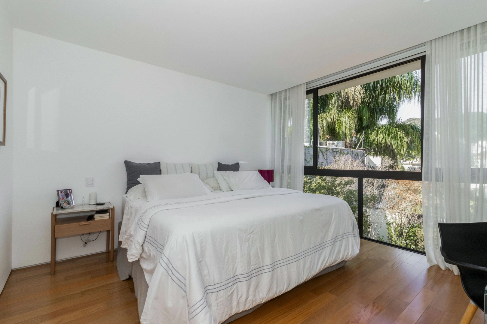 Casa totalmente reformada com vista privilegiada - Imagem 10