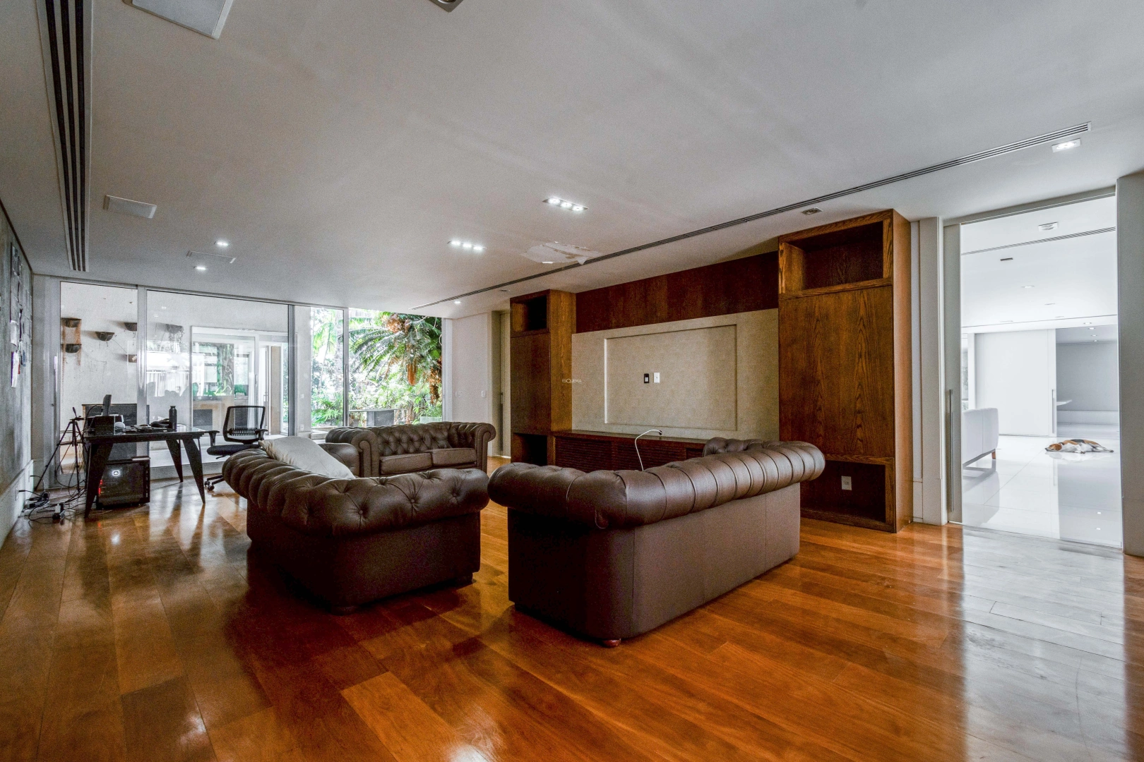 Casa ampla com lazer e quadra de tênis - Imagem 4