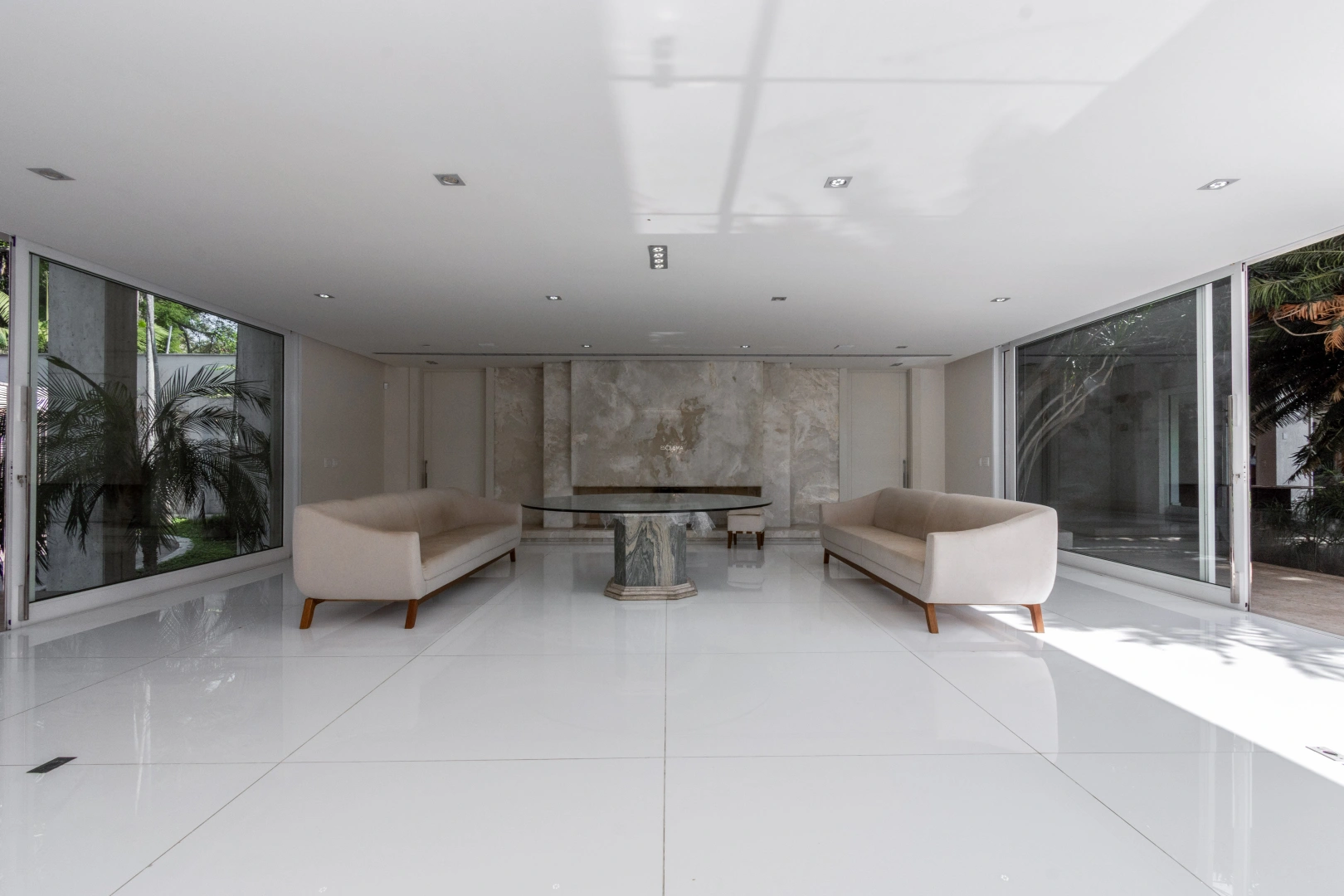 Casa ampla com lazer e quadra de tênis - Imagem 7