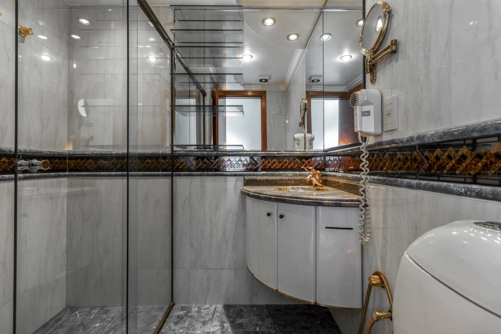 Apartamento em condomínio com lazer em bairro privilegiado - Imagem 10