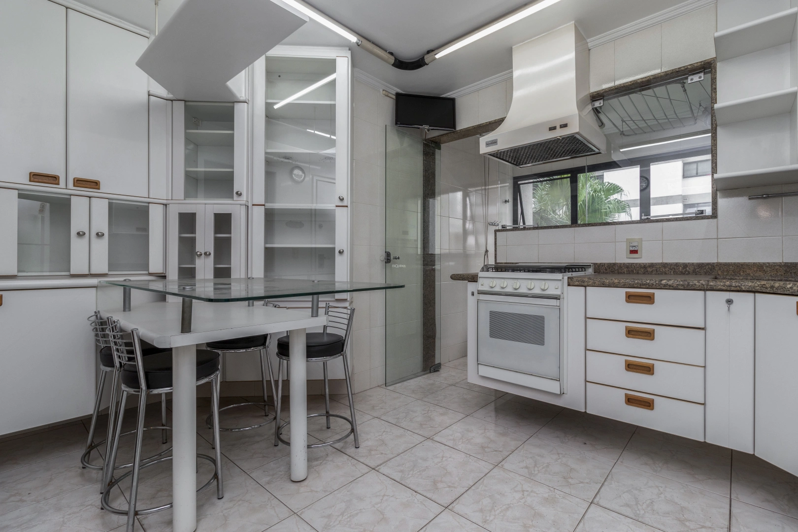 Apartamento em condomínio com lazer em bairro privilegiado - Imagem 14