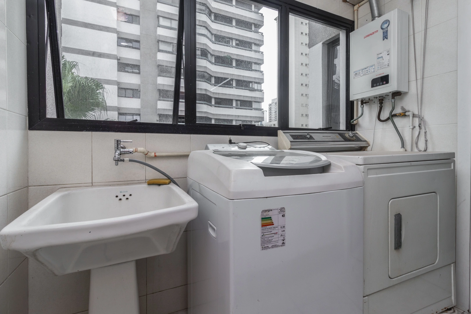 Apartamento em condomínio com lazer em bairro privilegiado - Imagem 15