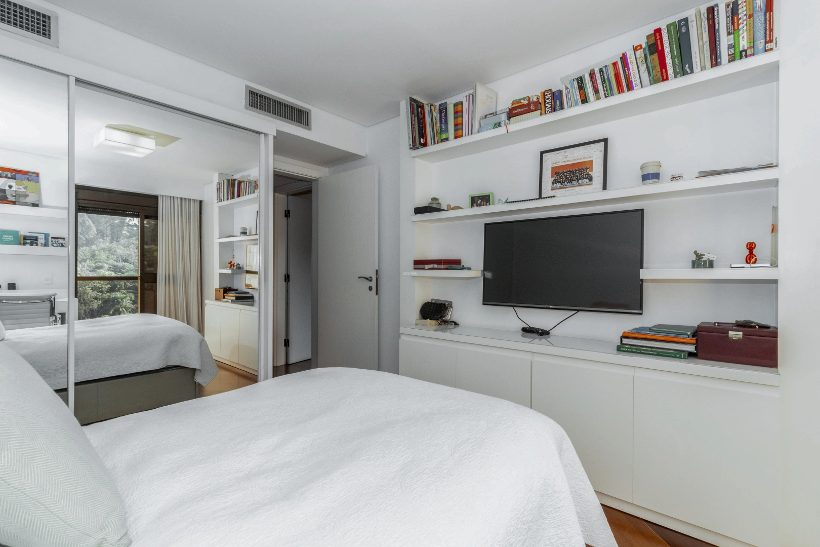 Apartamento arejado e bem iluminado, com vista privilegiada - Imagem 10
